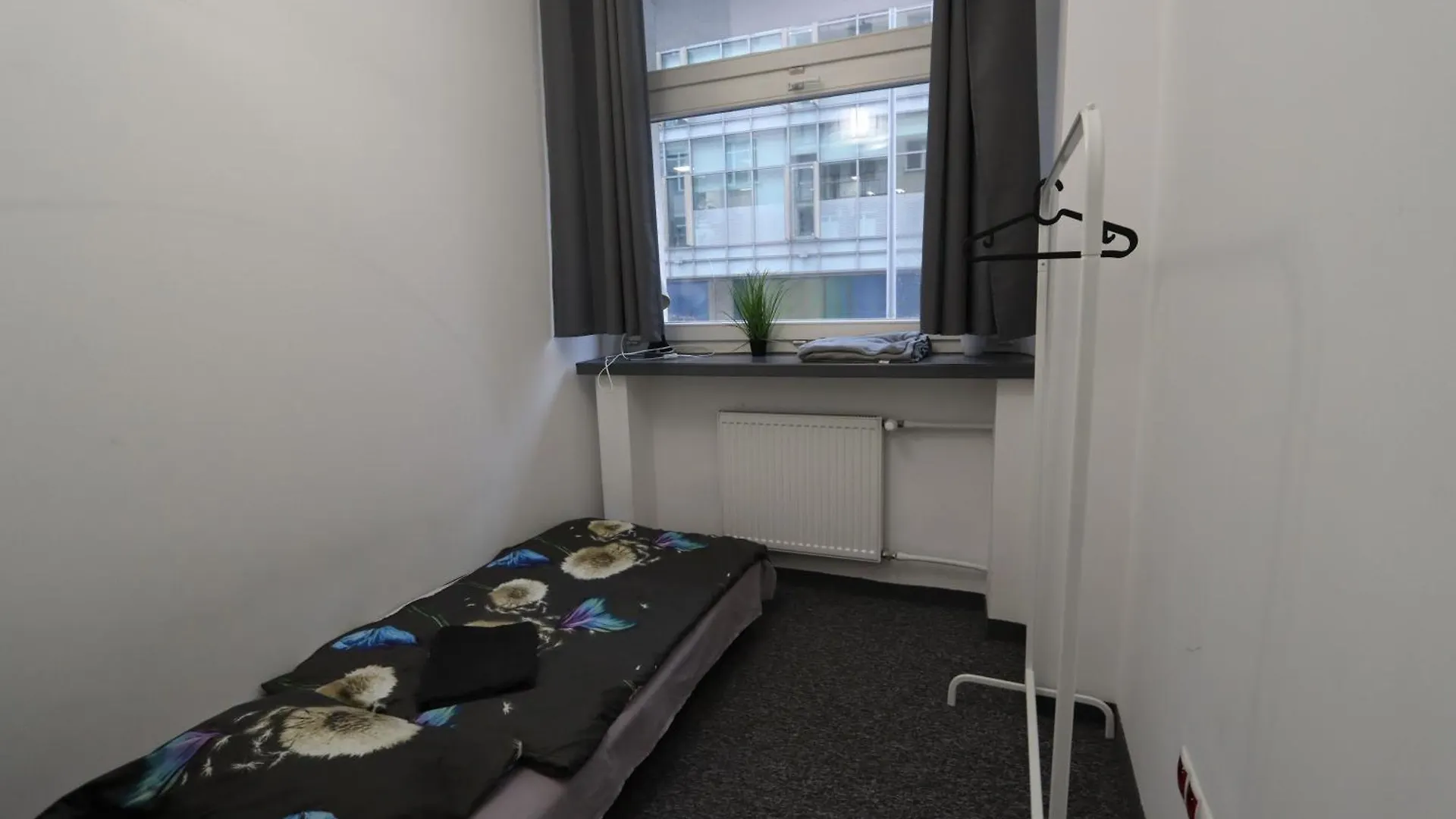 Fantastic Waw - J7 Room A Warsaw